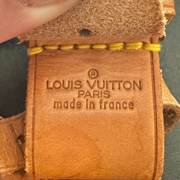 Louis Vuitton Luggage Tag w/ Piognet - GUC - Picture 8 of 8